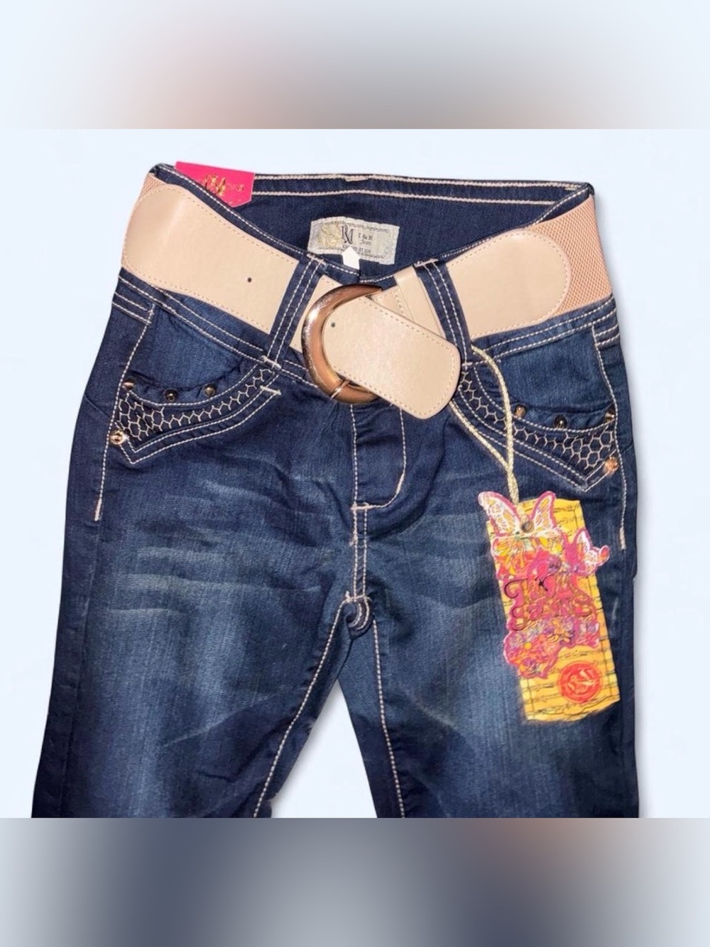 Women’s Skinny Dark Blue Denim Jeans with Beige Belt